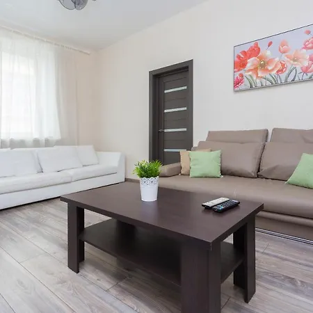 Апартаменты Premium Select On Romanovskaya Slabada 11 *
